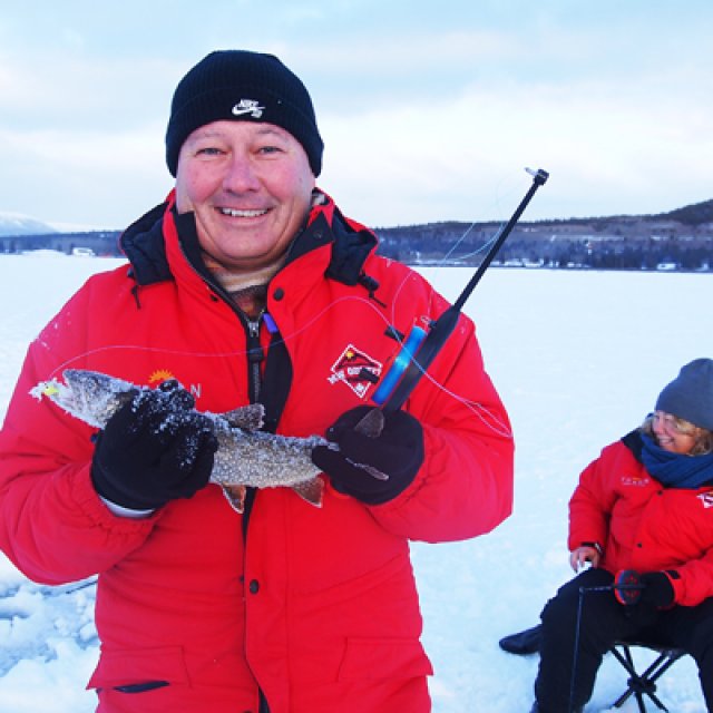 Arctic Day: Ice Fishing | half day (Dec 21, 2016)