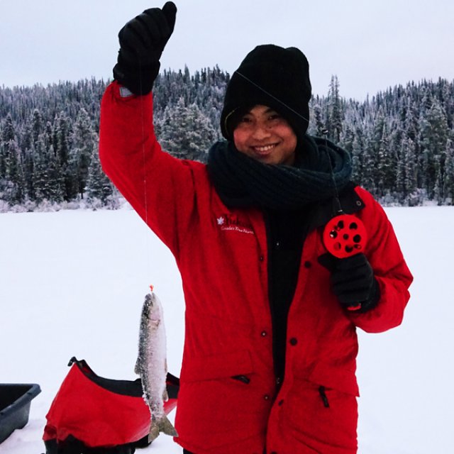 Arctic Day: Ice Fishing | half day (Dec 12, 2015)