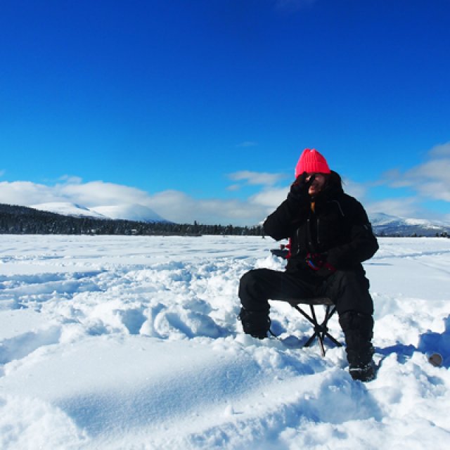 Arctic Day: Ice Fishing | half day (Mar 25, 2017)