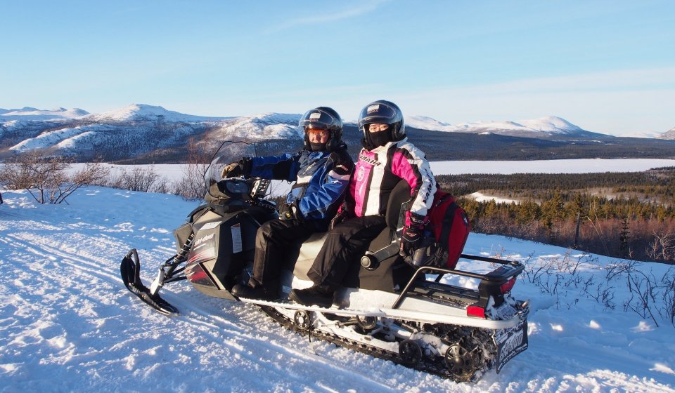 Arctic Day: Snowmobiling | full day