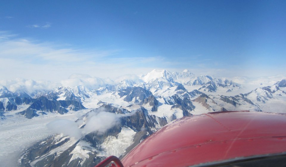 Día Ártico: Parque Nacional Kluane & Monte Logan | Vuelo panorámico