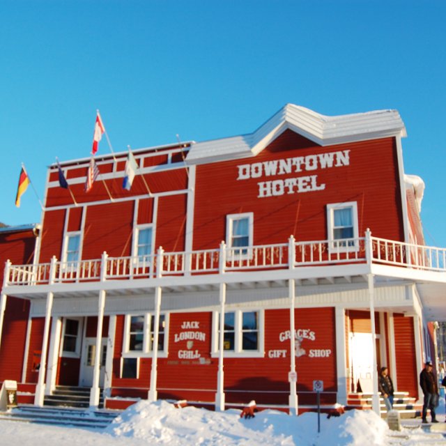 Yukon Quest Dog sledding | follow the toughest race (Feb 07-14, 2012)