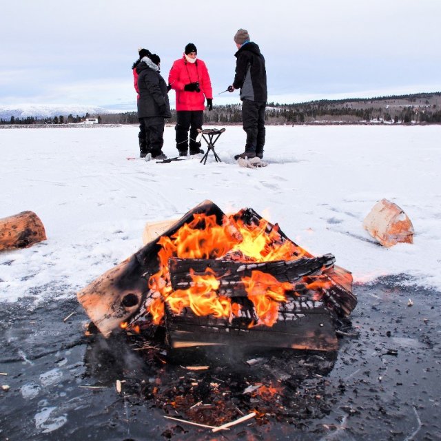 Arctic Day: Ice Fishing | half day (Nov 28, 2019)