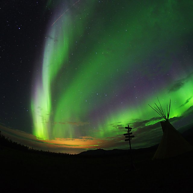 Arctic Day: Aurora Borealis Viewing | evening (August 20, 2014)