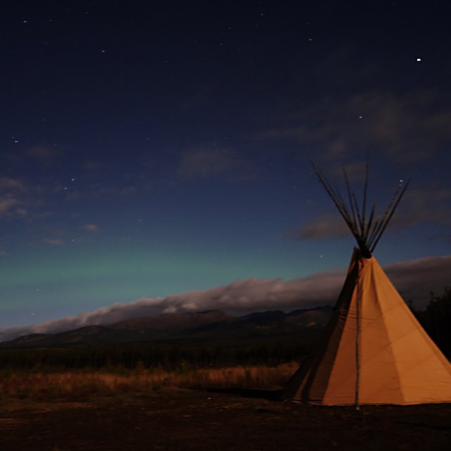 Arctic Day: Aurora Borealis Viewing | evening (September 7, 2014)