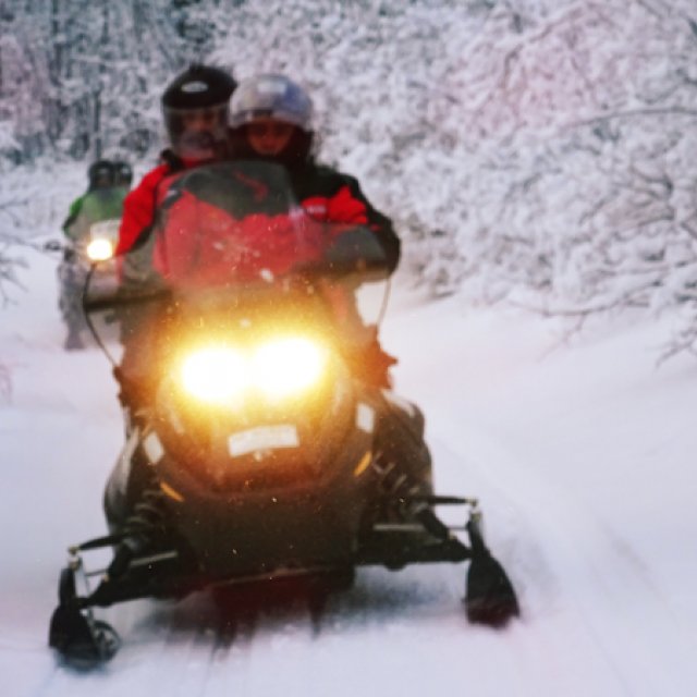 Arctic Day: Snowmobiling | half day (Nov 18, 2015)