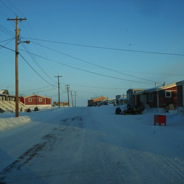 Arctic Winter Explorer | Ice Road to Tuktoyaktuk (Mar 27, 2013)